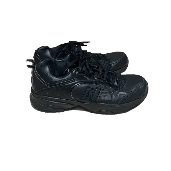 New Balance Black Slip Resistant Shoes for Crews - Picture 1 of 9
